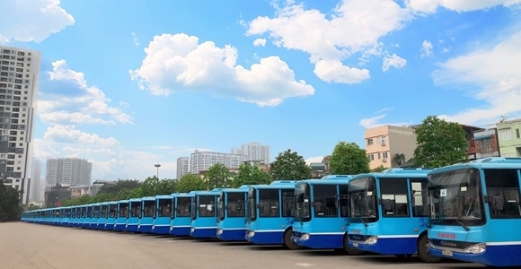 Nhìn nhận thực tế, tiếp tục nâng cao chất lượng của xe buýt Hà Nội để thu hút hành khách